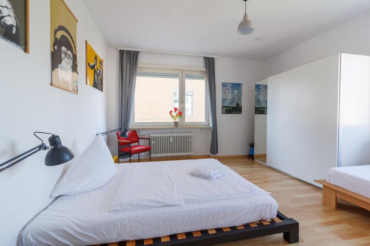 #Centralstation #130Qm Hauptbahnhof #Netflix Karlsruhe Kültér fotó